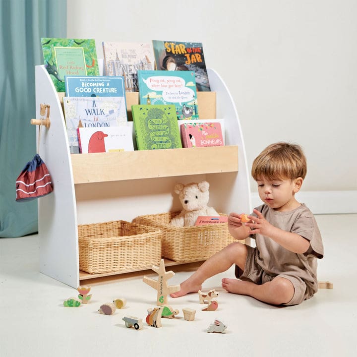 TL8822-forest-book-case-7_720x