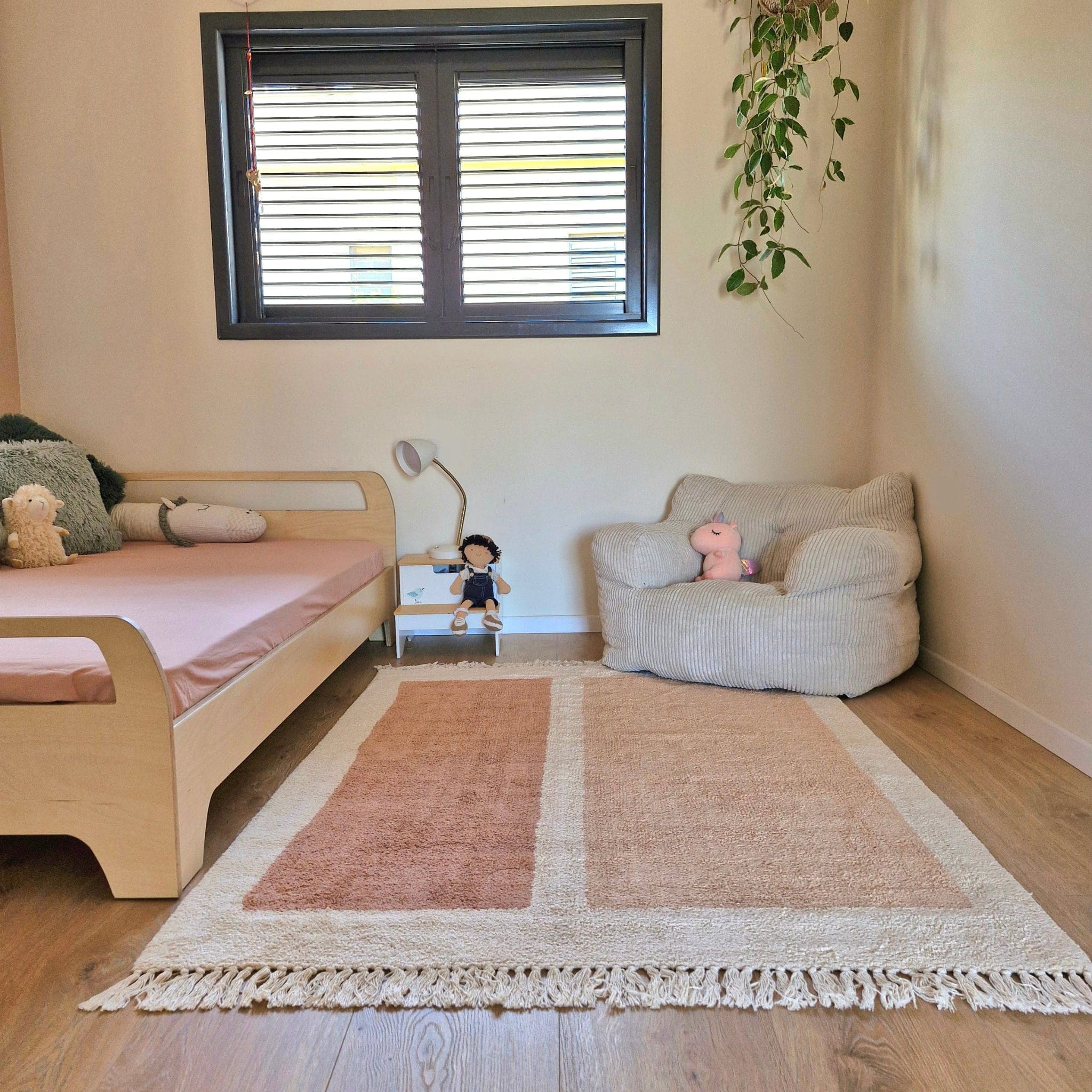  מלבני ורוד וטרקוטה