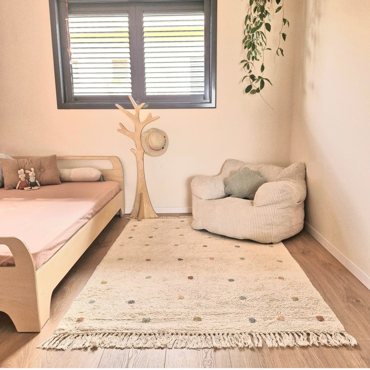 שטיח מלבני רך נקודות